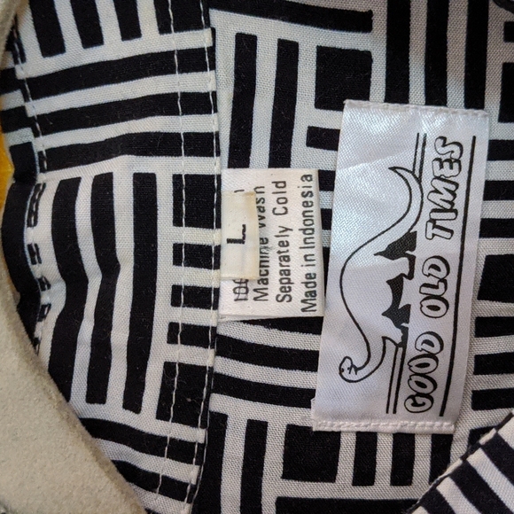 Crazy vintage Long Sleeve - Picture 2 of 5